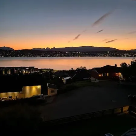 With Amazing View! Free Parking *